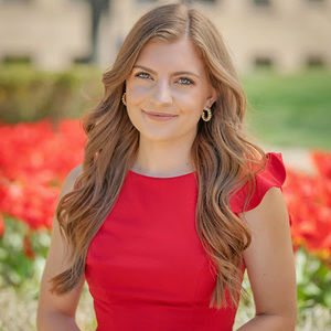 Meet your Posher, Claudia